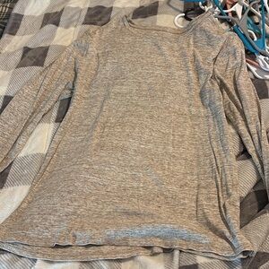 Lot of long sleeve tops